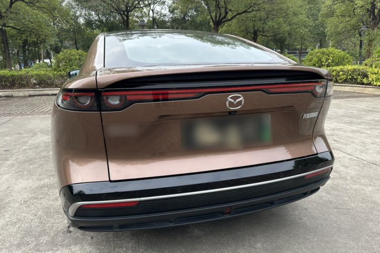 Used Mazda EZ-6 2024 Range-Extended 200 Luxury Edition