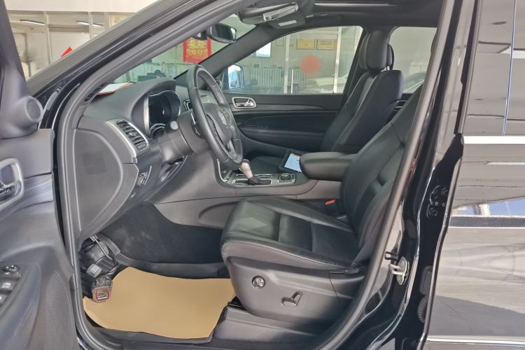 Used  Grand Cherokee 2020 3.0L Professional Navigation Edition