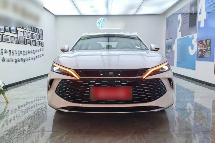 Used BYD Qin L 2024 DM-i 120KM Leading Model
