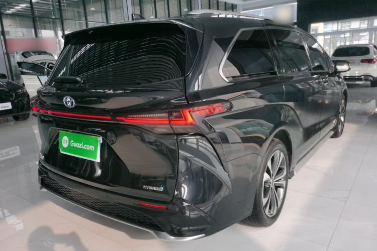 Used Toyota Granvia 2023 2.5L Hybrid Prestige PLUS Edition