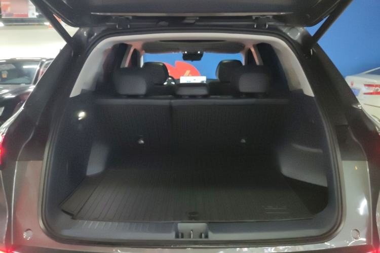 Used  E5 2024 530 km Exploration+ Version
