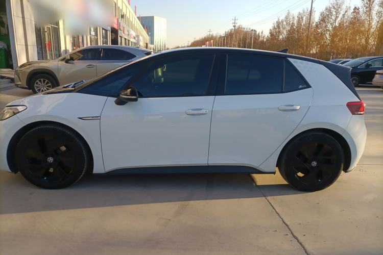 Used Volkswagen ID.3 2023 Pure Smart Edition