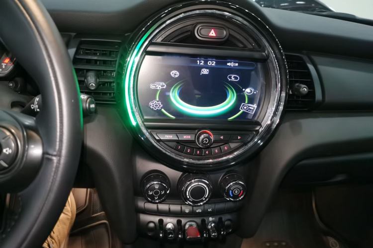 Used  MINI 2016 1.2T ONE Pioneer Edition
