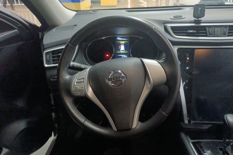 Used Nissan X-Trail 2016 2.5L CVT Sport Edition 4WD
