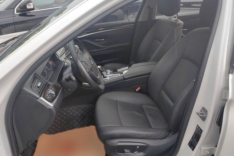 Used BMW 5 Series 2014 525Li Leading Model