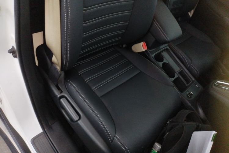 Used Honda CR-V 2016 2.0L Two-Wheel Drive Classic Edition