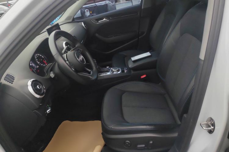 Used Audi A3 2019 Limousine 35 TFSI Fashion Edition China V standard
