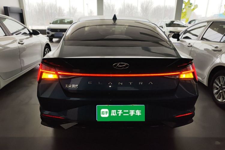 Used Hyundai Elantra 2022 1.5L CVT LUX Prestige Edition