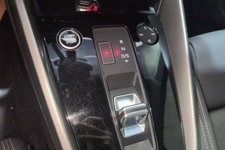 Used Audi A3 2021 Sportback 35 TFSI Fashionable Sports Model
