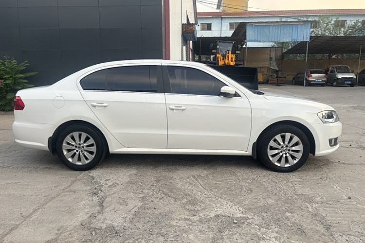 Used Volkswagen Lavida 2013 Revised Version 1.4 TSI DSG Comfort Edition
