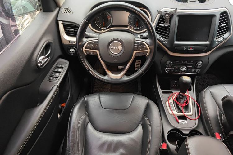 Used Jeep Cherokee 2017 2.4L Leading Smart Edition