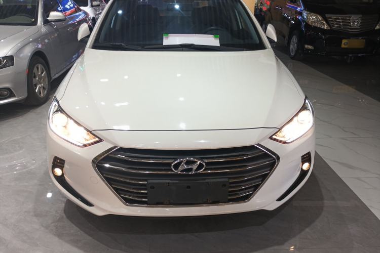 Used Hyundai Elantra 2016 1.4T Dual-Clutch Xuan Dong · Dynamic Version
