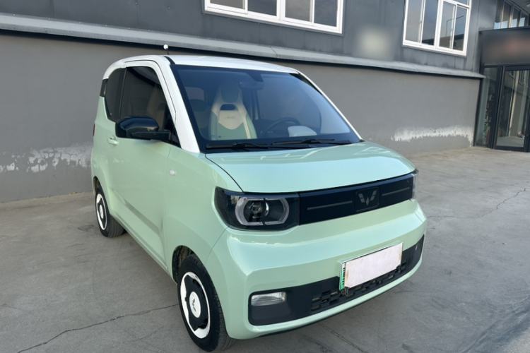 Used Wuling Hongguang MINIEV 2022 Macaron Premium Model – Lithium Ternary Battery
