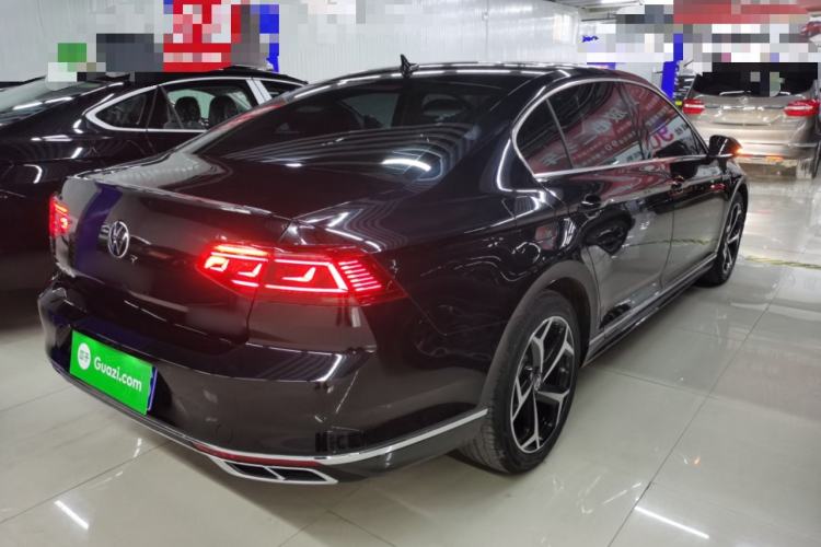 Used Volkswagen Magotan 2023 2 Million Units Commemorative Edition 330TSI DSG Luxury Version
