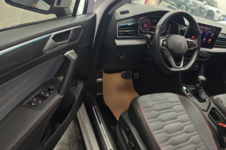 Used Volkswagen Tiguan L 2022 330TSI Automatic Two-Wheel Drive R-Line Enhanced Edition