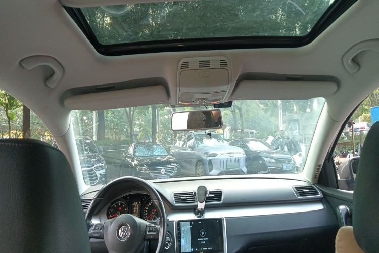 Used Volkswagen Magotan 2013 1.8TSI Premier Model
