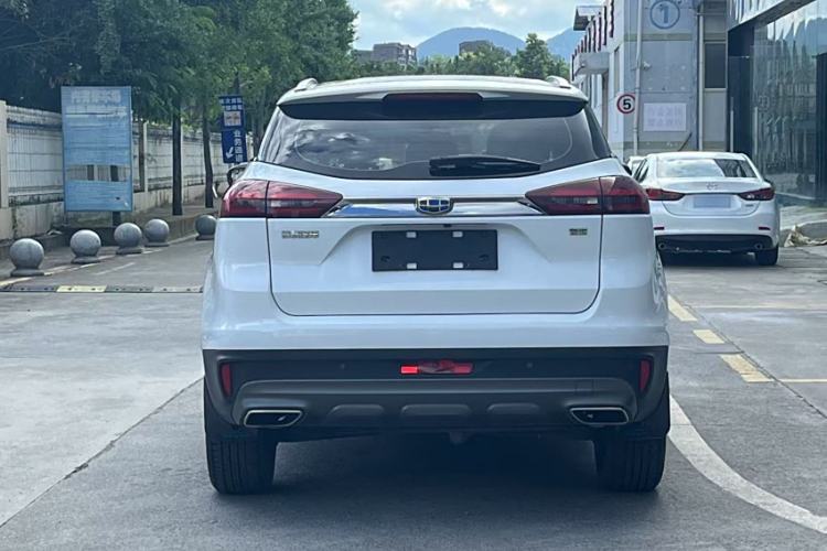 Used Geely Auto Emgrand X7 Sport 2018 1.8TD Automatic Two-Wheel Drive Smart Connect 4G Internet Edition
