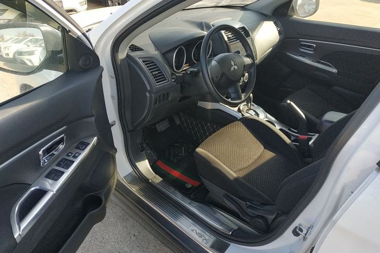 Used Mitsubishi ASX 2013 2.0L CVT Two-Wheel Drive Elite Edition
