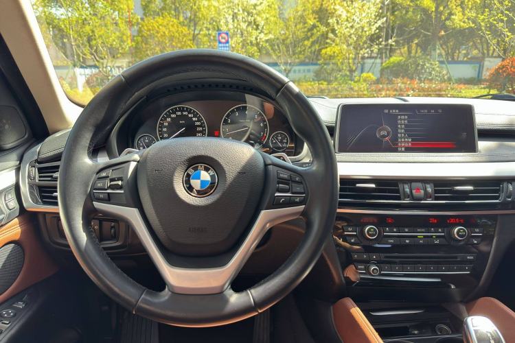 Used BMW X6 2015 xDrive35i Leading Model
