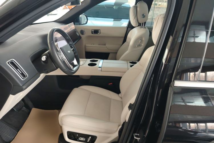 Used Li Auto L8 2023 Max model
