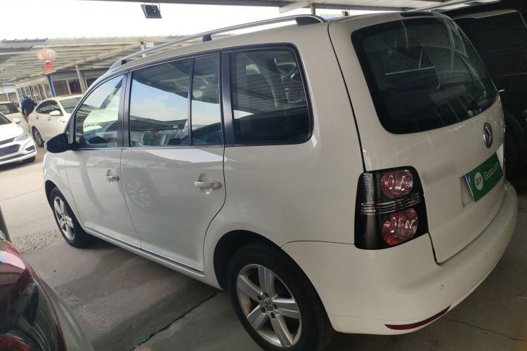 Used Volkswagen Touran 2015 1.4T DSG Comfort Edition 5 Seats
