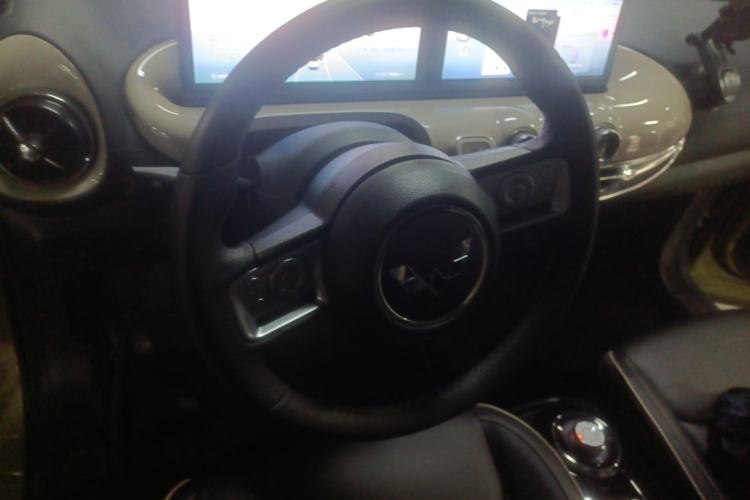Used Wuling Bingo 2023 333 km Lingxi Connected Version
