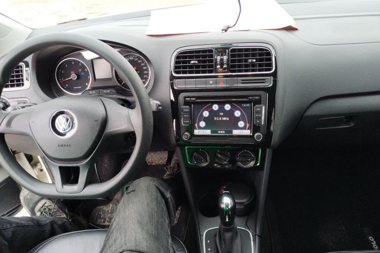 Used Volkswagen Polo 2014 1.6L Automatic Comfort Edition