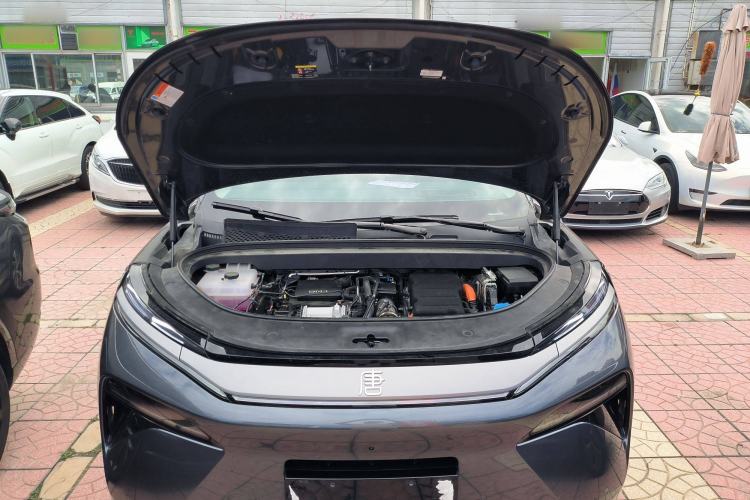 Used BYD Tang L 2025 DM 215KM LiDAR Flagship Model
