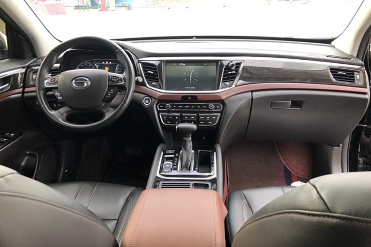 Used GAC Trumpchi GS8 2017 320T Two-Wheel Drive Luxury Edition (7 Seats)
