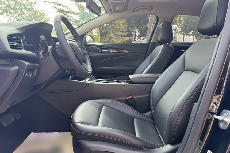 Used Buick Regal 2024 25T Deluxe Edition
