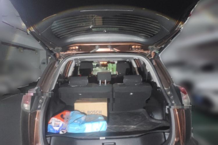 Used Toyota RAV4 2016 2.0L CVT Two-Wheel Drive Fashion Edition China V Standard
