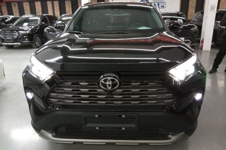 Used Toyota RAV4 2024 2.0L CVT Two-Wheel Drive Fashion Plus Edition