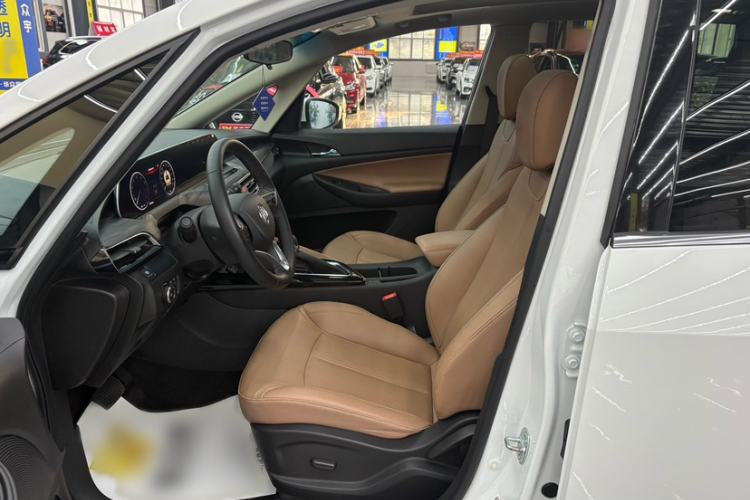 Used Buick GL6 2021 323T Mild Hybrid Connect Luxury Model
