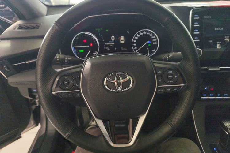Used Toyota Avalon 2019 Dual-Engine 2.5L XLE Prestige Version China VI Standard
