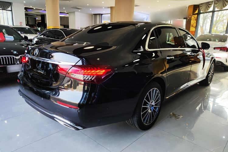 Used Mercedes-Benz E-Class 2023 E 260 L
