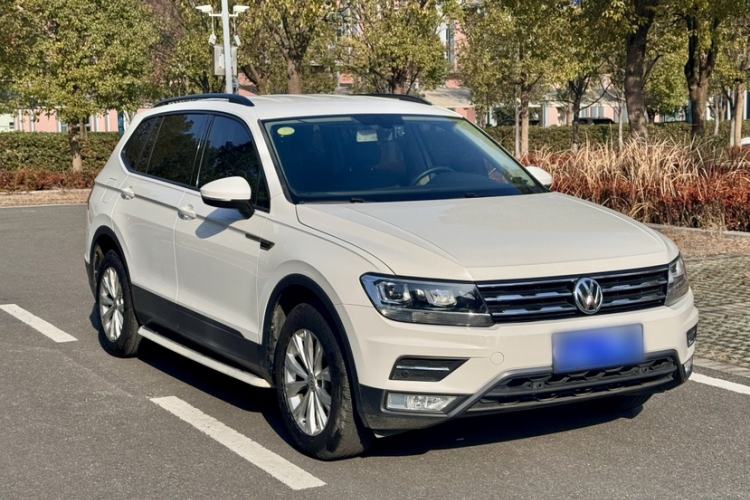 Used Volkswagen Tiguan L 2017 330TSI Automatic Two-Wheel Drive Luxury Edition