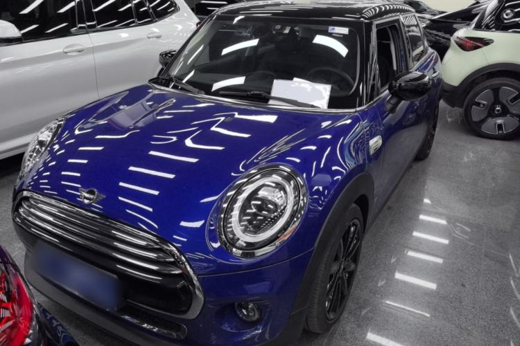 Used  MINI 2019 1.5T COOPER Artist Five-Door Edition
