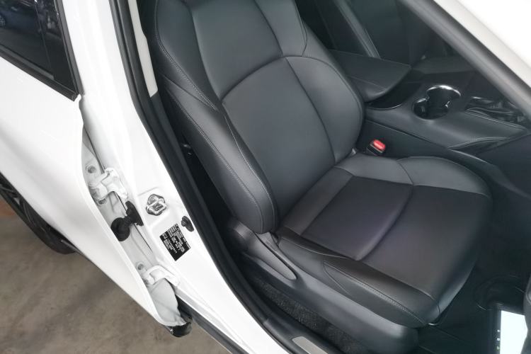 Used Toyota Venza 2023 2.0L CVT Two-Wheel Drive Luxury Edition