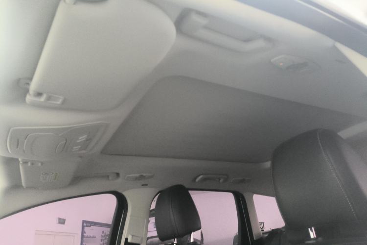 Used Ford Kuga 2017 EcoBoost 180 Two-Wheel-Drive Tiger Leap Model
