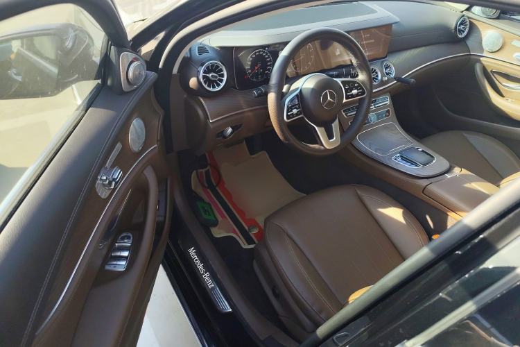 Used Mercedes-Benz E-Class 2019 Facelifted E 300 L Stylish Version
