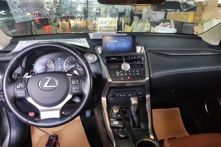 Used Lexus NX 2015 200T All-Wheel-Drive Fēngshàng Edition
