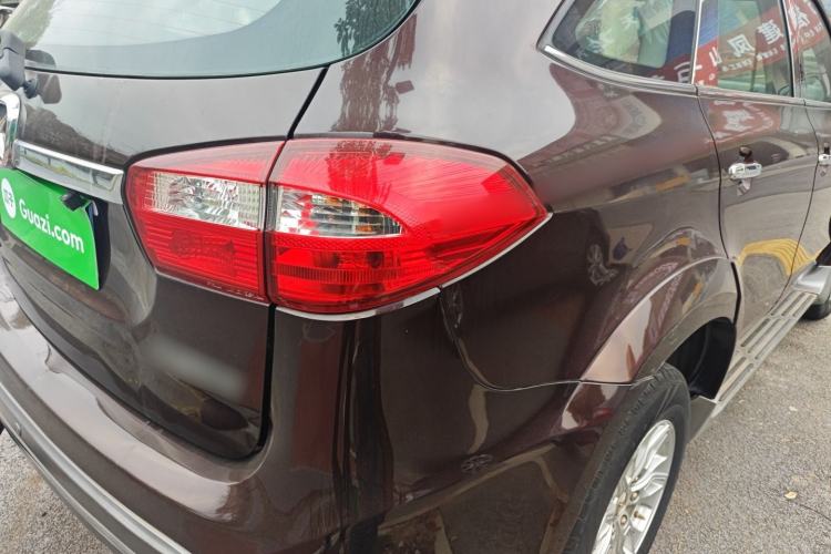 Used JMC Yusheng S350 2016 2.0T Automatic Two-Wheel Drive Gasoline Ultra-Luxury 5-Seater
