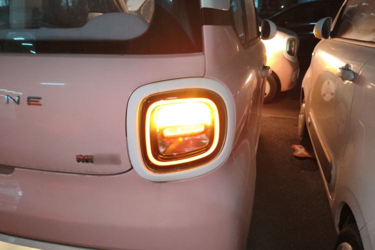 Used Bestune Pony 2024 170km Range Energizing Horse
