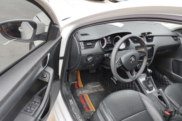 Used Skoda Octavia 2022 1.5L Automatic Comfort Edition