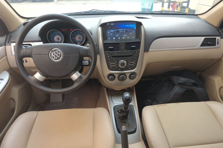 Used Buick Excelle 2013 1.5L Manual Classic Model
