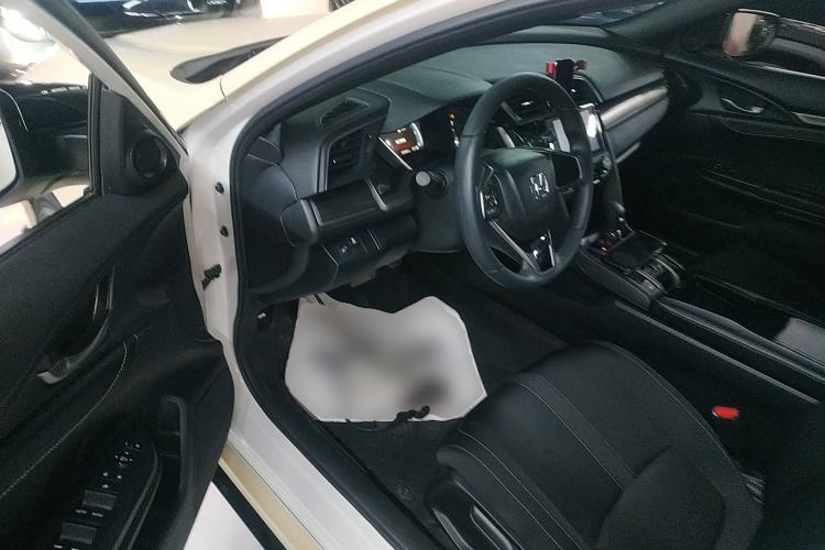 Used Honda Civic 2021 HATCHBACK 220TURBO CVT New Trendsetter
