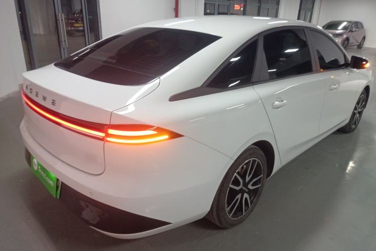 Used Roewe D6 2025 450km Deluxe Edition
