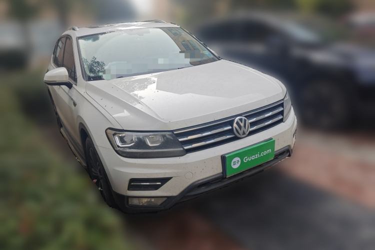 Used Volkswagen Tiguan L 2019 330TSI Automatic Two-Wheel Drive Panoramic Comfort Edition China VI Standard
