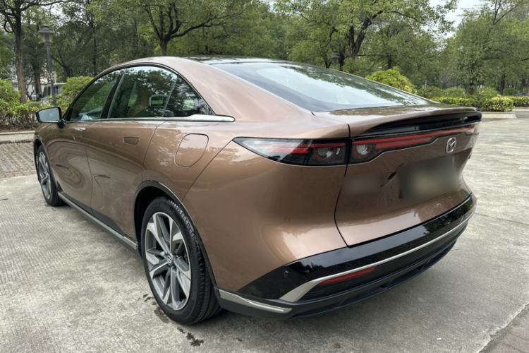 Used Mazda EZ-6 2024 Range-Extended 200 Luxury Edition