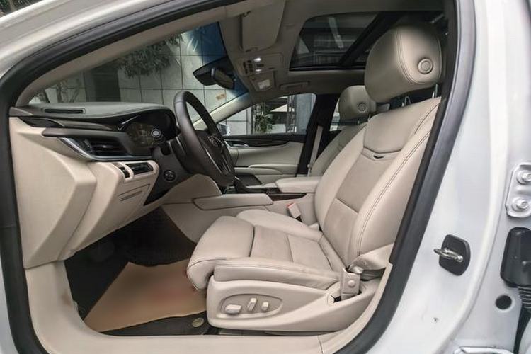 Used Cadillac XTS 2013 28T Leading Model
